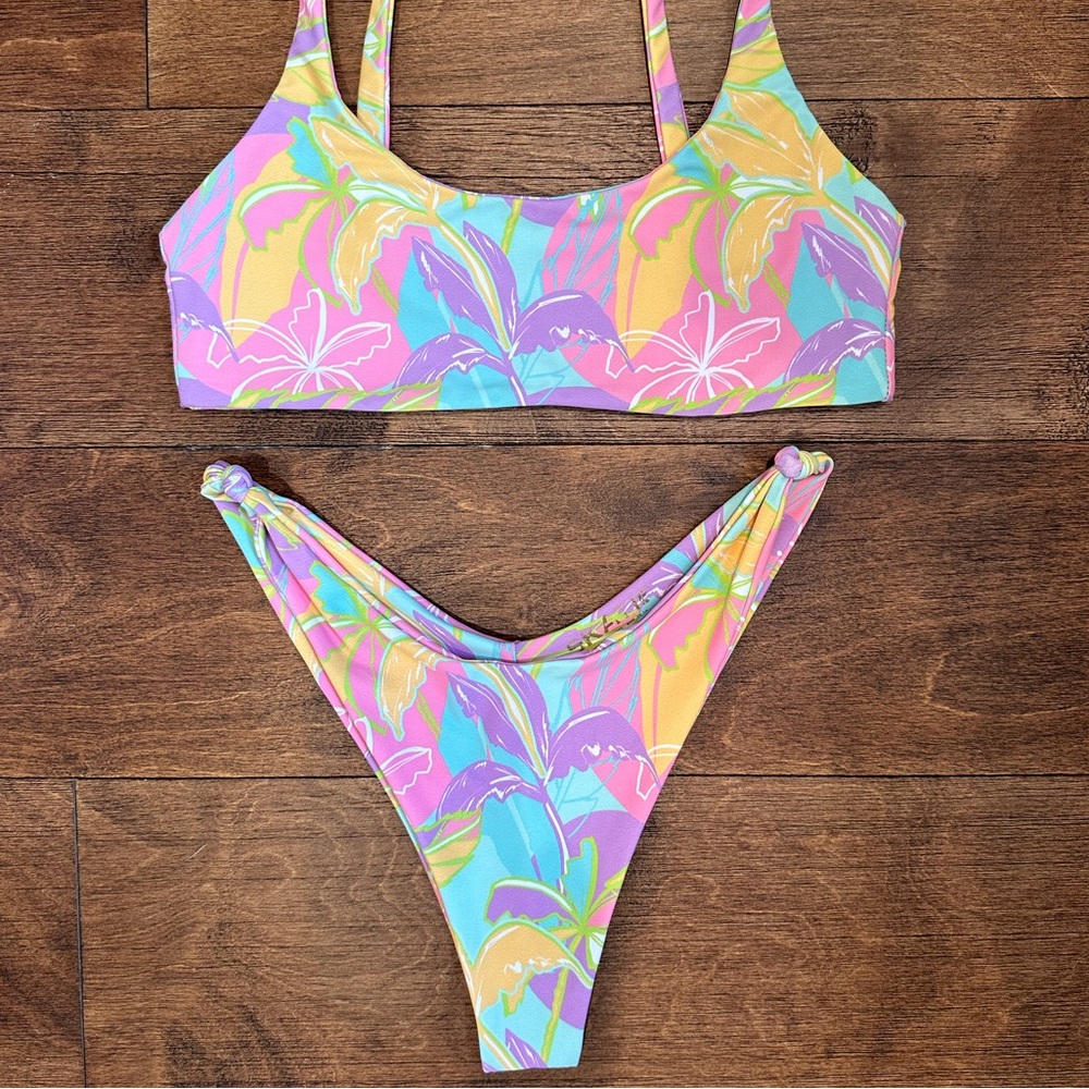 Skatie Bikini Set